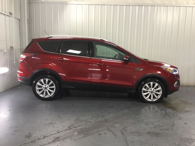 Pre Owned 2017 Ford Escape Anium 4d Sport Utility In Columbia Pre Owned 2017 Ford Escape Anium
